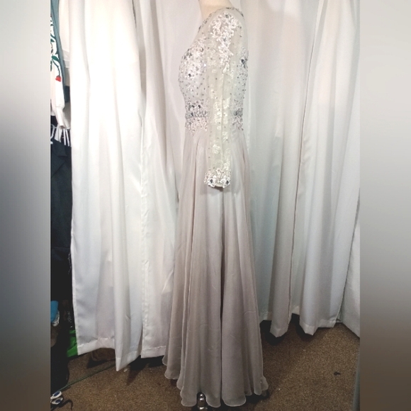 Long Sleeve Formal Lace Maxi Long Sleeve, Clear Jewels, Beads,Sequin, Pleated, 8 - Picture 7 of 16
